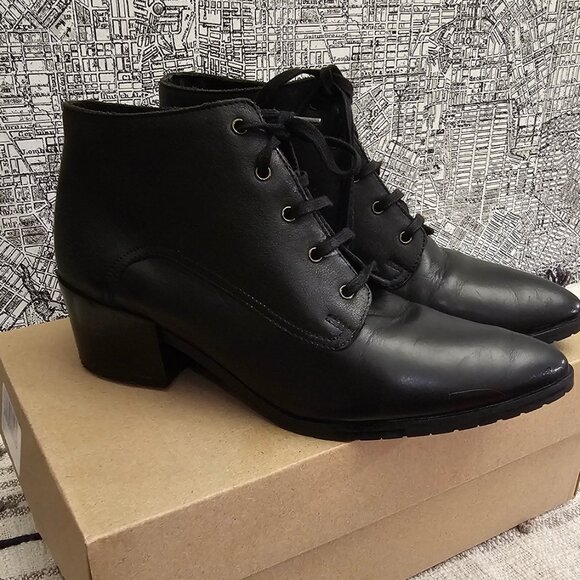 Fabianelli Laced Ankle Leather Boots - Picture 1 of 7